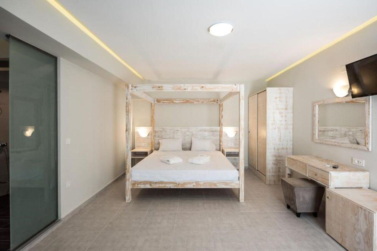 Artemis Hotel Apartments Hersonissos  Bagian luar foto