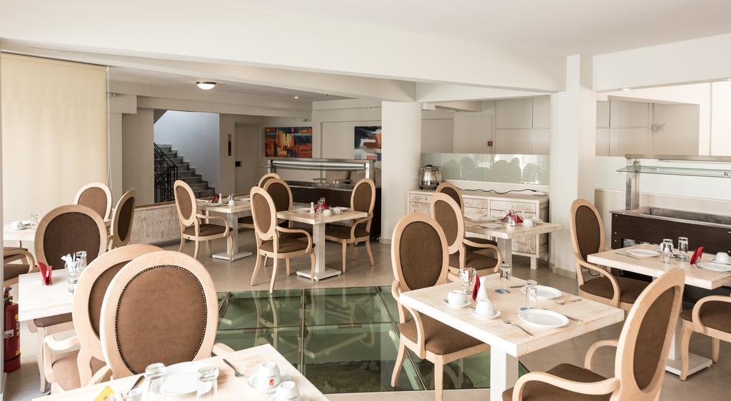 Artemis Hotel Apartments Hersonissos  Bagian luar foto